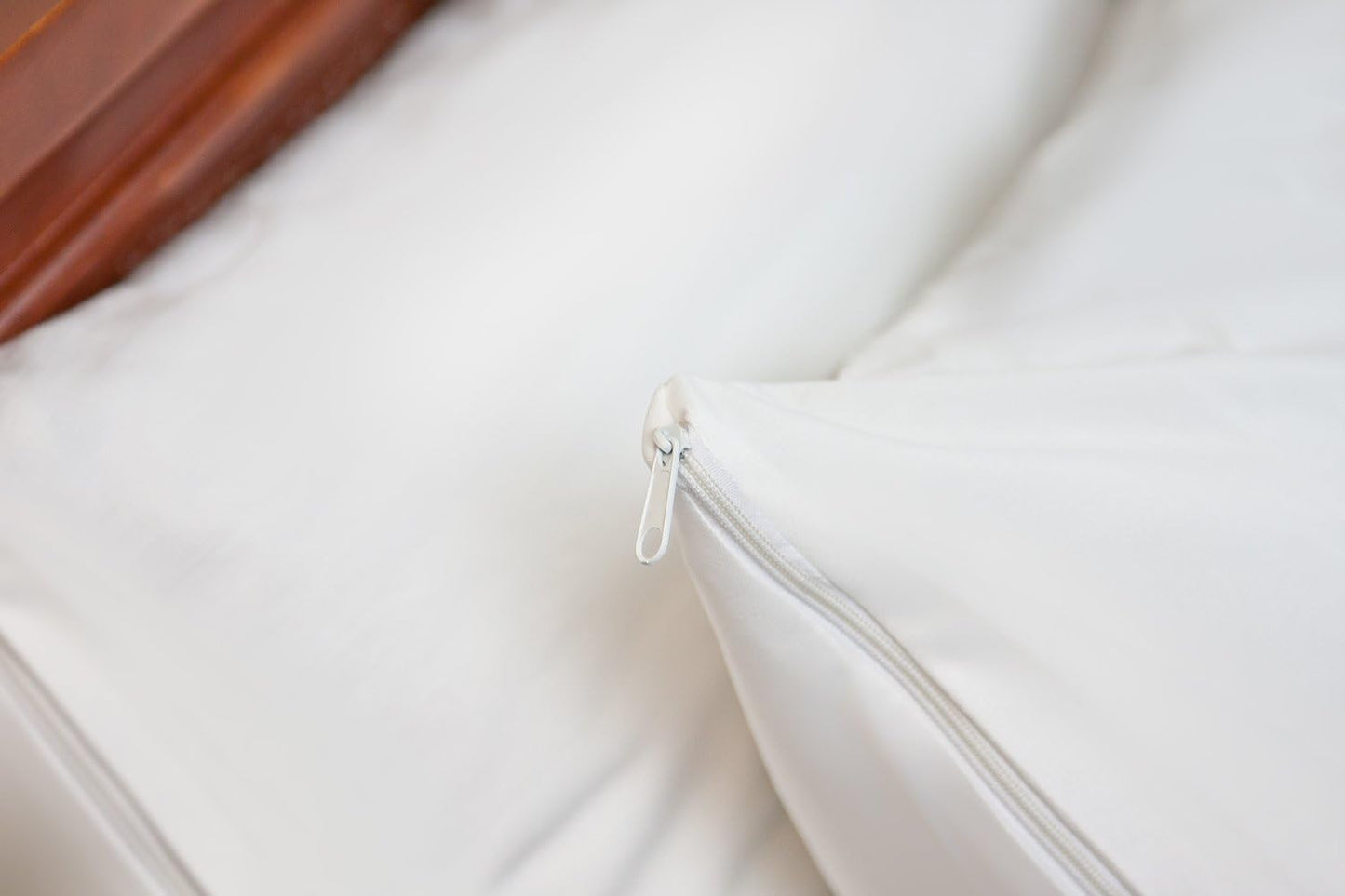 HOSPITOLOGY PRODUCTS Pillow Encasement- Zippered Bed Bug Dust Mite Proof Hypoallergenic - Sleep Defense System - Standard - Waterproof - Set of 2 - 20" H x 26" W