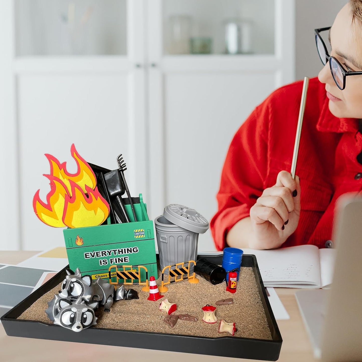 Dumpster Fire Zen Garden for Desk, Mini Sand Art Kit with Raccoons