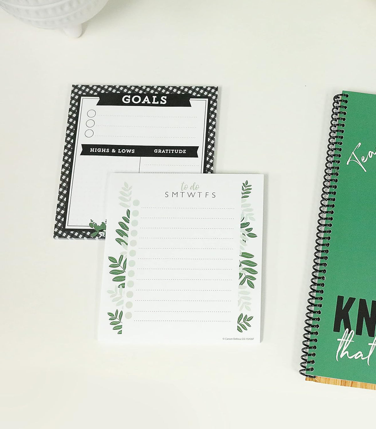 Carson Dellosa Aim High To Do List Notepad―5.75" x 6.25" Paper Stationery, Daily Checklist, Goals, Reminders, Notes, Motivational Organizer (50 sheets)
