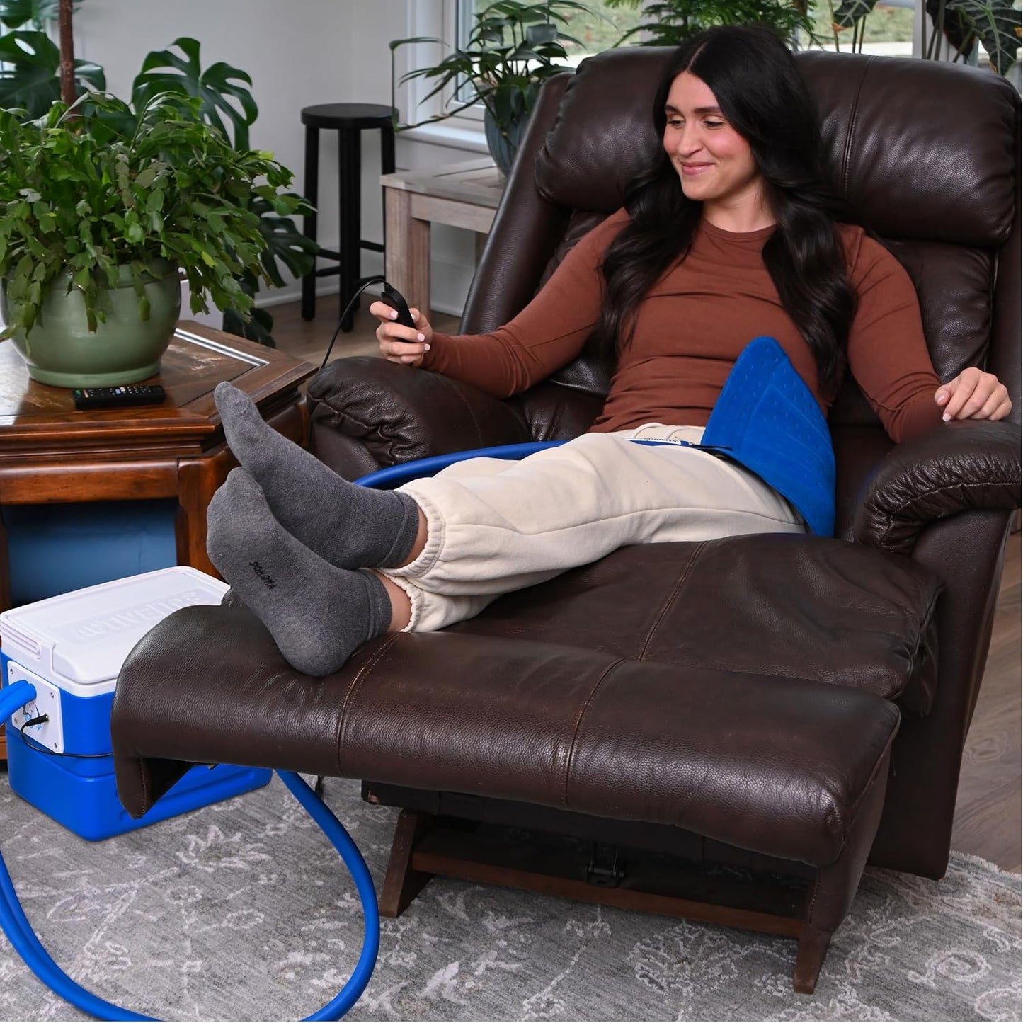 Polar Active Ice 3.0 Cold Therapy Ice Machine System with Programmable Timer, Shoulder Compression Pad, Lightweight 9 Quart Cooler Freeze Kit, Quiet Pump, Strong Cryotherapy Pain Relief Treatment