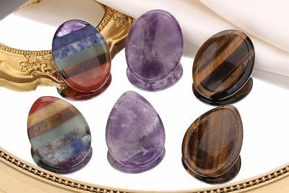 YATOJUZI Thumb Worry Stones for Anxiety Stress Relief Items Healing Crystals Natural Amethyst Rose Quartz Crystal Palm Pocket Stone Gemstones Meditation Reiki Spiritual Gifts for Women Men 2PCS