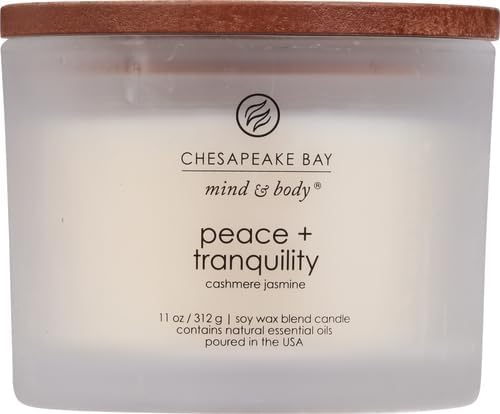 Chesapeake Bay Candle Scented Candle Serenity + Calm (Lavender Thyme) Coffee Table Home Décor