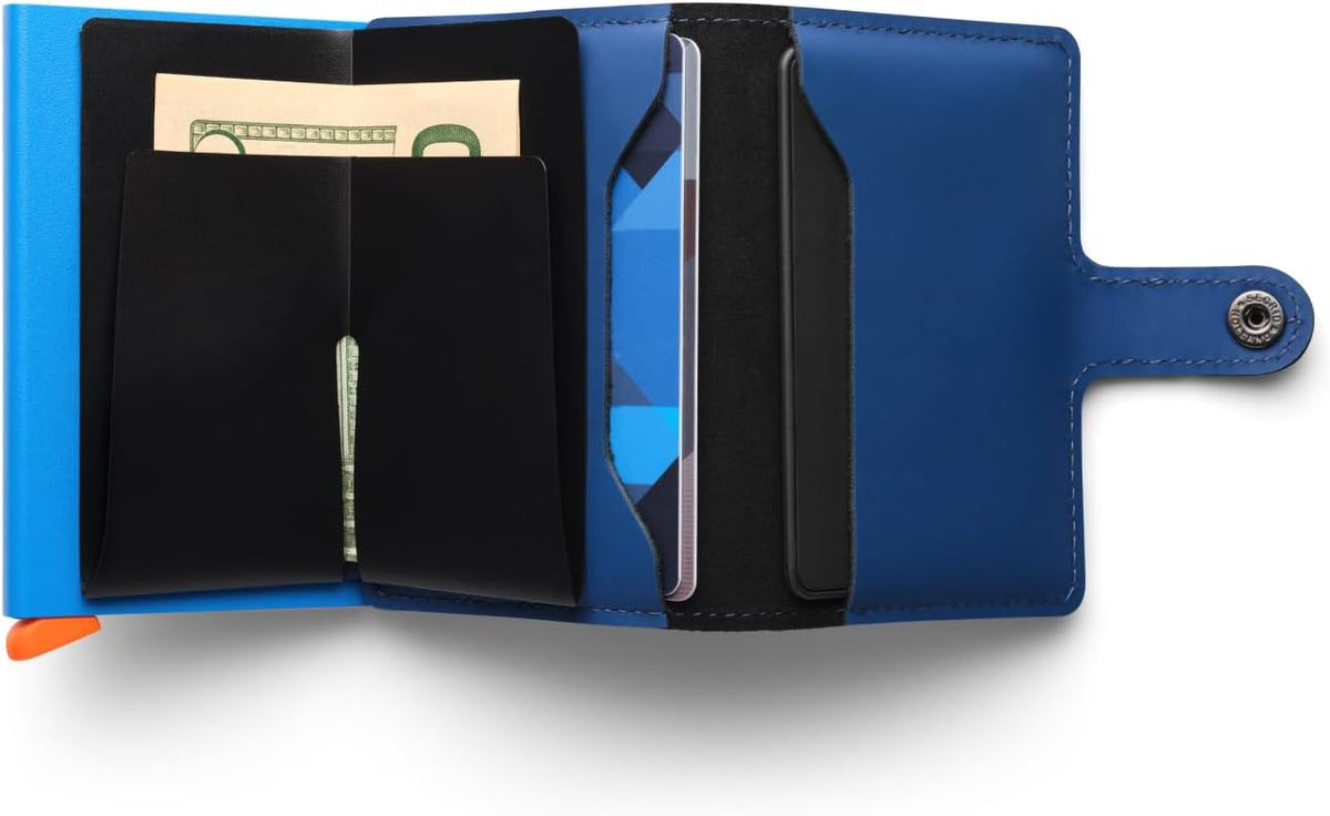 Chipolo CARD – Rechargeable Wallet Tracker Card, Bluetooth Tracker