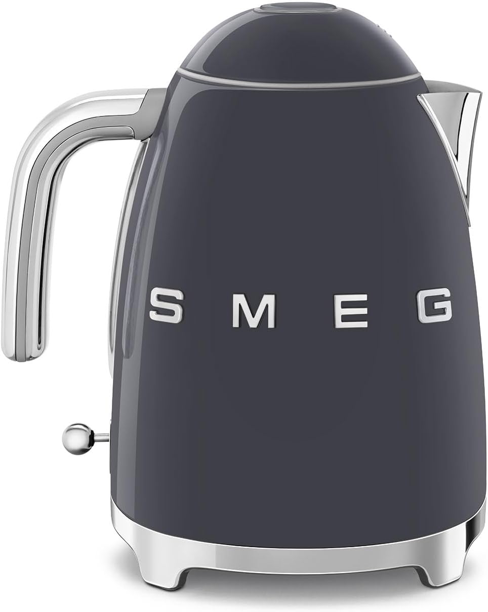 SMEG KLF03 Electric Kettle 1.7L (7 Cup), Retro Hot Water Boiler for Tea & Coffee, Fast Boiling, Auto Shut-Off, Soft Open Lid, 360° Swivel Base Countertop Kettle – Matte Champagne