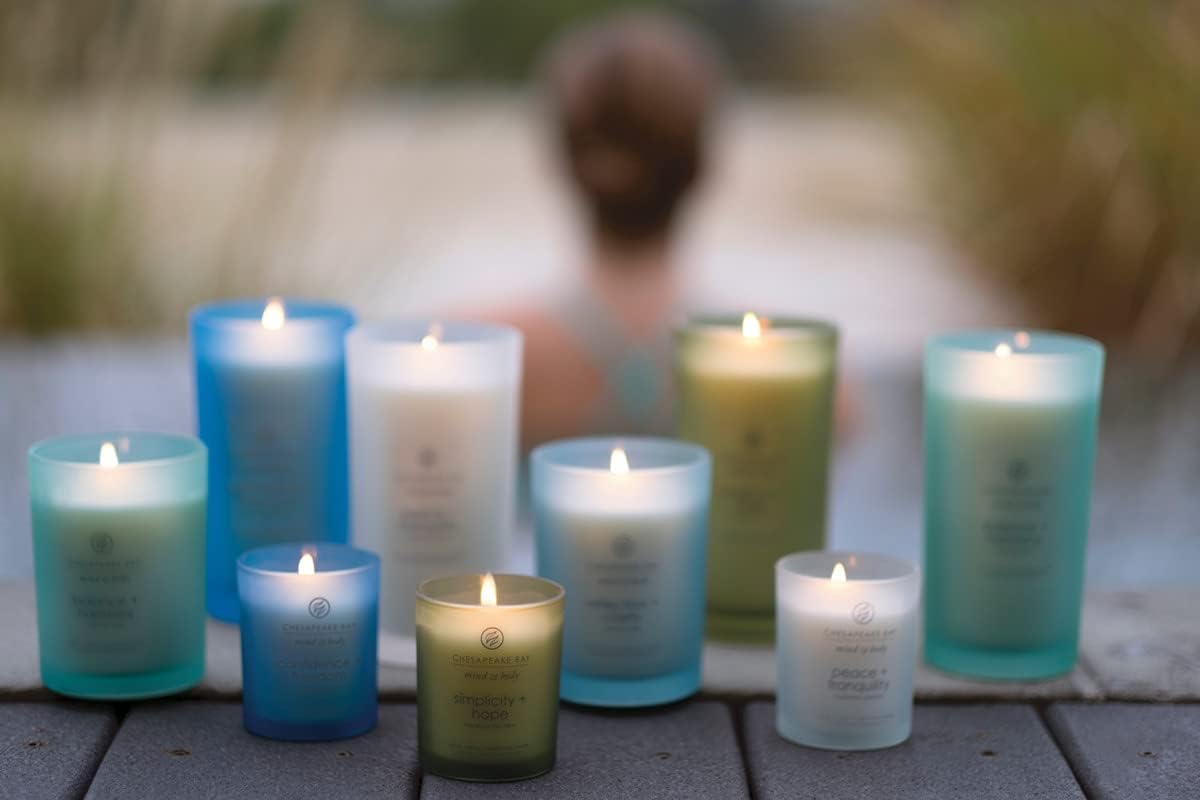 Chesapeake Bay Candle Scented Candle Serenity + Calm (Lavender Thyme) Coffee Table Home Décor