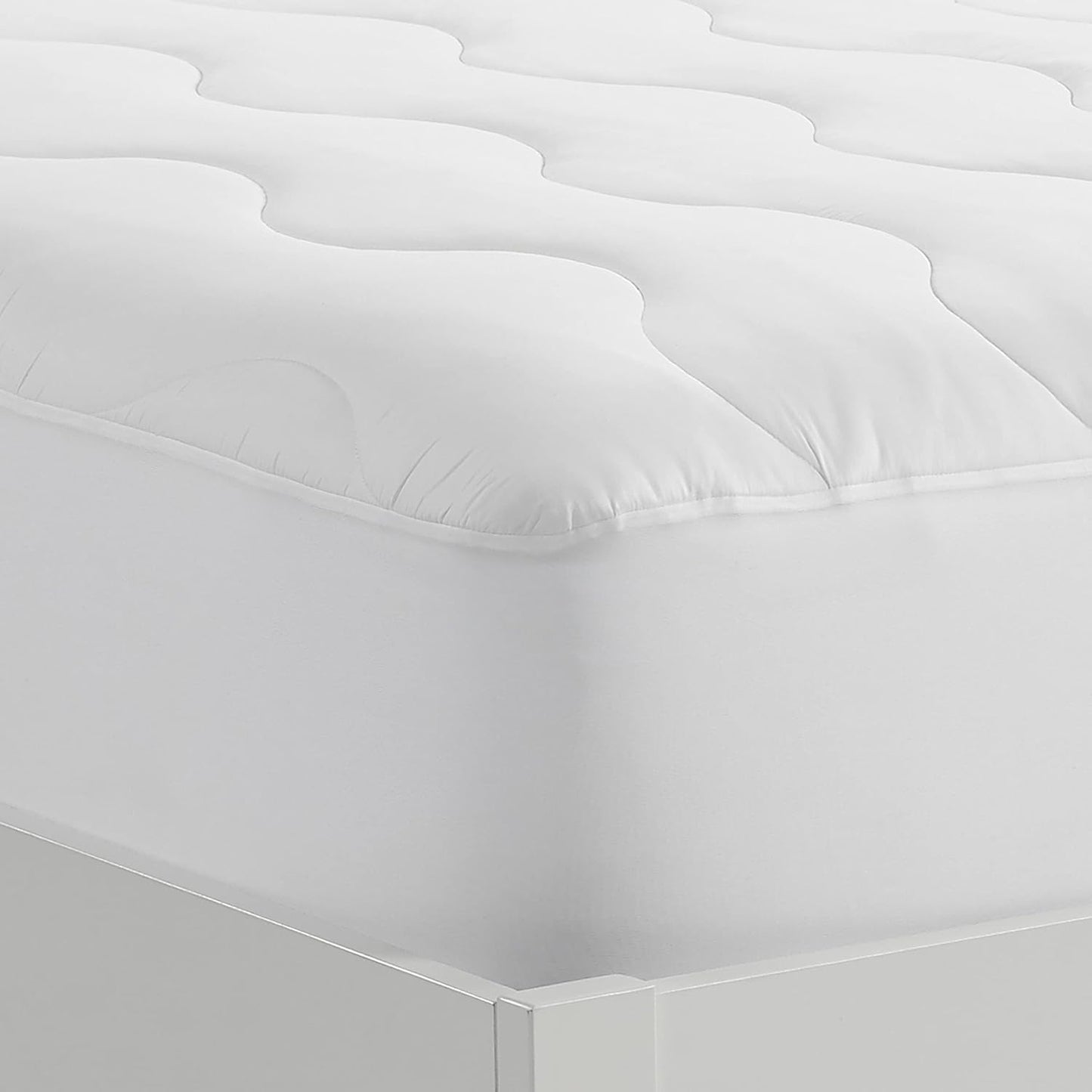 Serta Air Dry Extra Comfort Plus 100% Cotton Fabric Quilted Mattress Pad, Cooling and Breathable Mattress Cover, Moisture Wicking Protection with 18" Deep Pocket, Queen, White