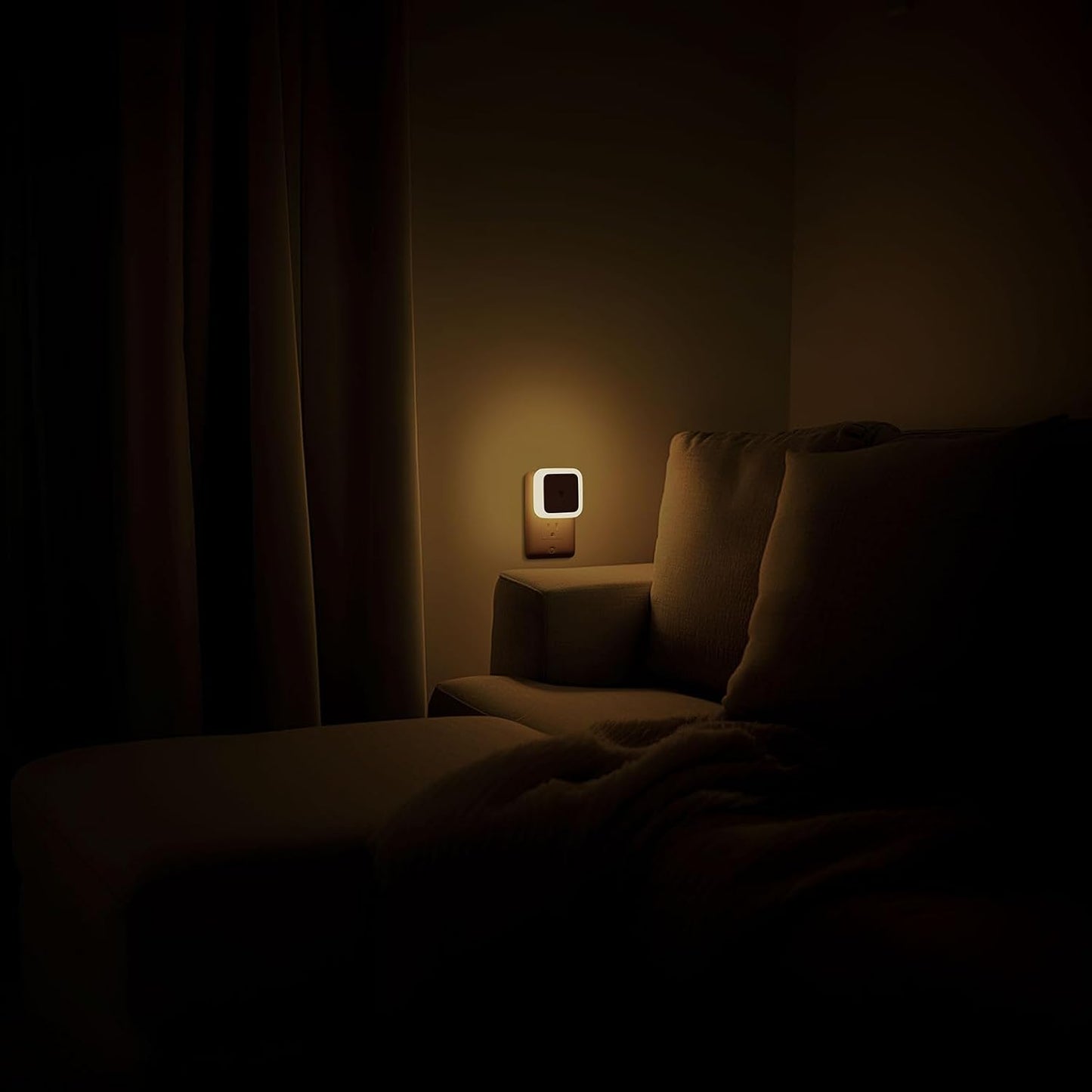 Sujeet Night Light, Night Lights Plug into Wall,Nightlight Plug in Night Light, Dusk to Dawn Night Lamp Led Night Lights for Adults Bedroom, Bathroom, Hallway (Amber)