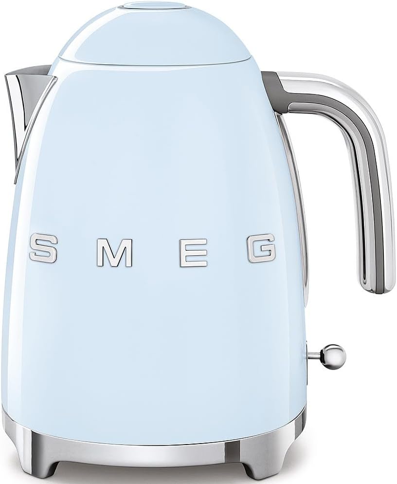 SMEG KLF03 Electric Kettle 1.7L (7 Cup), Retro Hot Water Boiler for Tea & Coffee, Fast Boiling, Auto Shut-Off, Soft Open Lid, 360° Swivel Base Countertop Kettle – Matte Champagne
