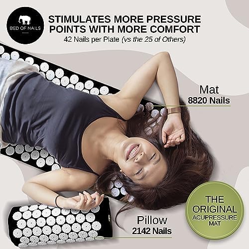 Bed of Nails Mat and Pillow Set – Original Bon Acupressure Design with 10962 Precision Nails, Mat: 28.5 x 16.5 x 1", Pillow: 14.5 x 6 x 4", Green