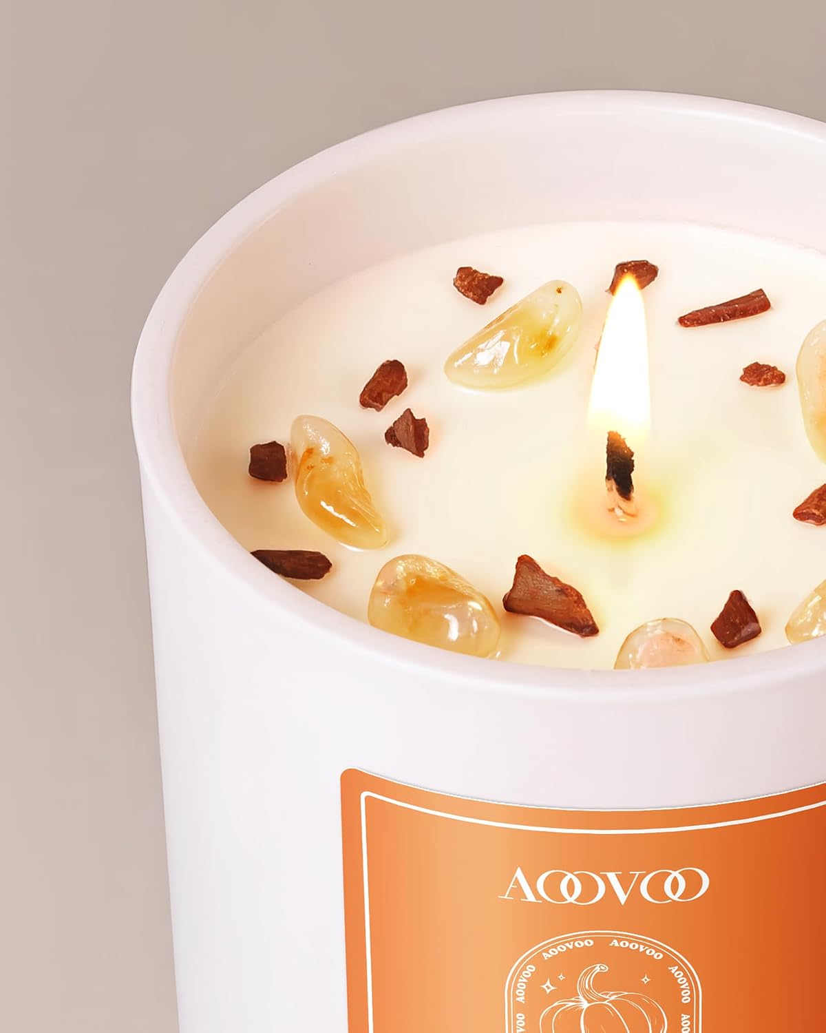 AOOVOO Lavender Scented Candles for Women - Aromatherapy Candle with Crystals Inside, 10oz Soy Candles for Home Scented, Birthday Gifts Mothers Day Candle for Women Mom