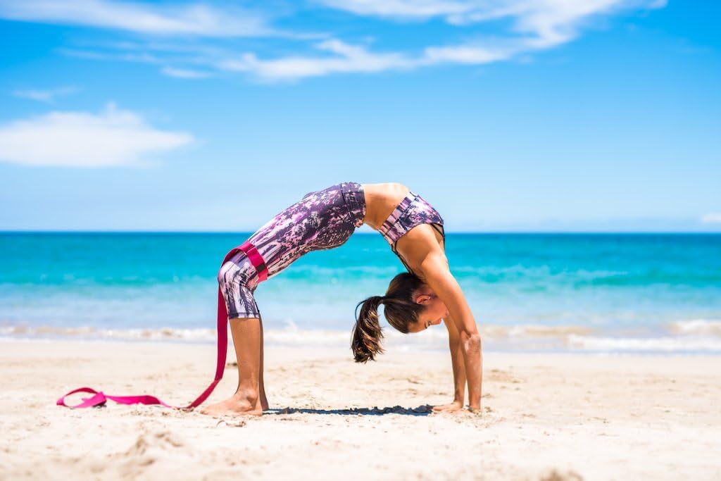 Clever Yoga - 8 ft Yoga Strap for Exercise & Physical Therapy, Leg Stretching Strap Yoga Accessories & Stretching Equipment, Leg Stretcher for Women & Men, Home Workout Essentials