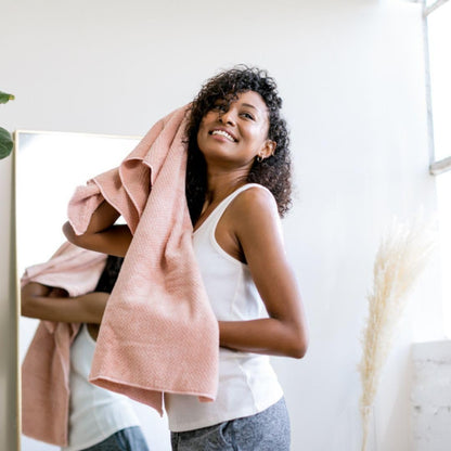 VOLO Hero Hair Towel – Ultra Soft Nanoweave™ Microfiber, Super Absorbent Quick Dry, Reduces Dry Time 50%, Anti-Frizz & Breakage, Secure Snug Strap, Large Wrap for All Hair Types - Luna Gray