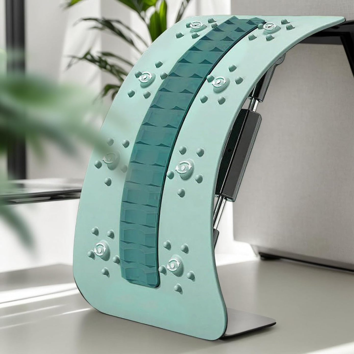 Back Stretcher Device, Multi-Level Back Support Adjustable, Spinal Board Massager with Curved Design, Stretching Equipment Tool Relieves Tension, for Daily Stretching and Relaxation