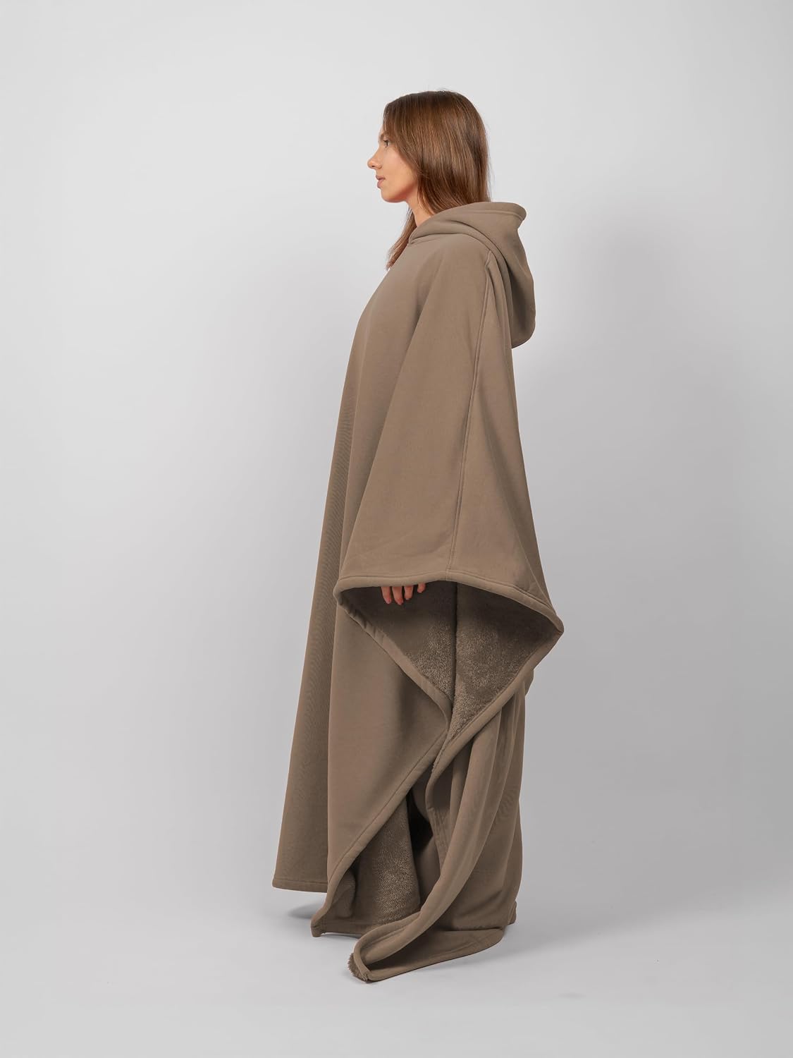FREE THE SHEEP Eden Hoodie – Oversized Weighted Hoodie Cloak with Ultra-Soft Faux Fur Liner