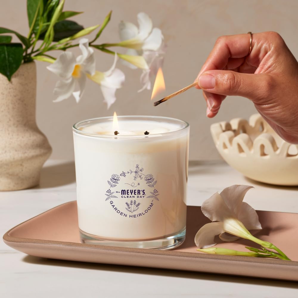MRS. MEYER'S CLEAN DAY Lavender Soy Candle, Garden-Inspired Aromatherapy Homekeeping, 35 Hour Burn Time, Made with Essential Oils, 7.2 oz Large Glass Jar Candles (Pack of 2)
