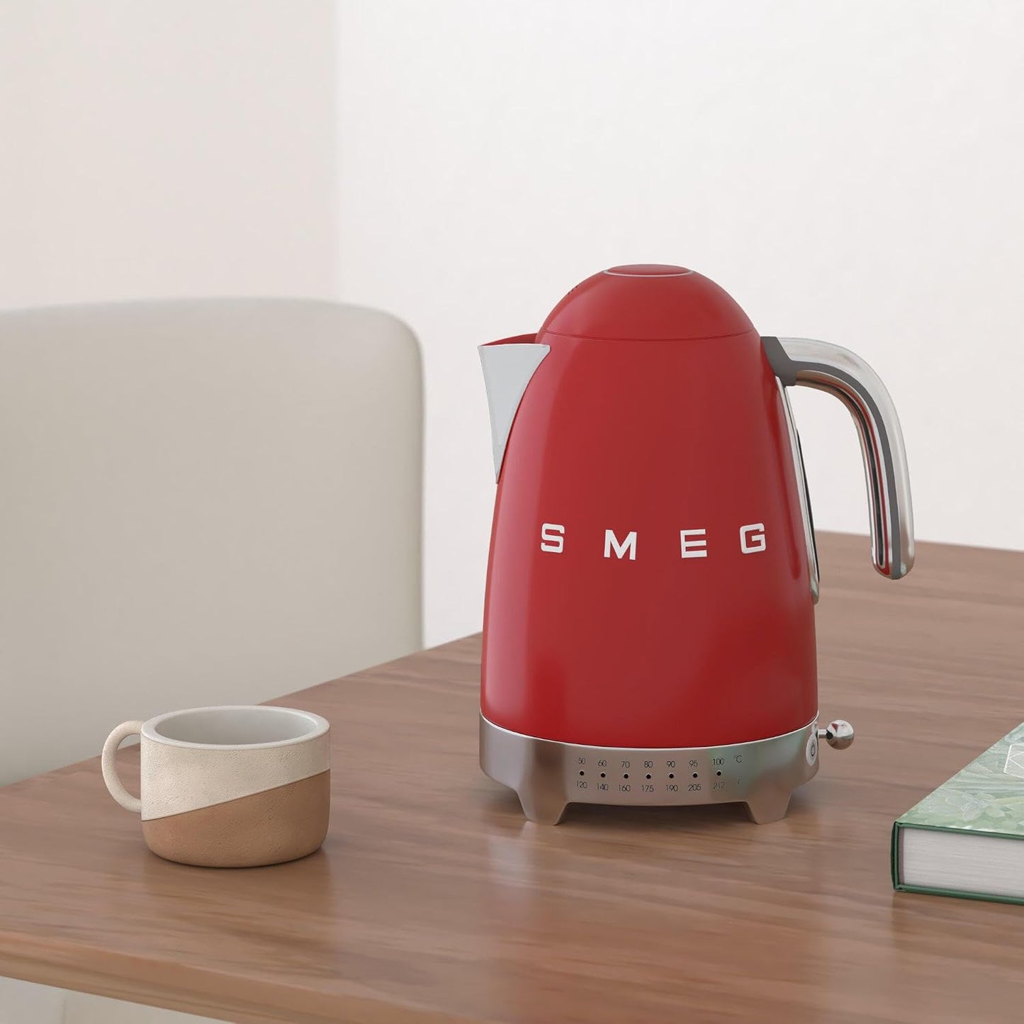 SMEG Variable Temperature Electric Kettle 1.7L (7 Cup), Stainless Steel Tea & Coffee Kettle, Fast Boil, Adjustable Temp 122°F–212°F, Keep Warm, Auto Shut-Off, 360° Base, Retro Style-Black
