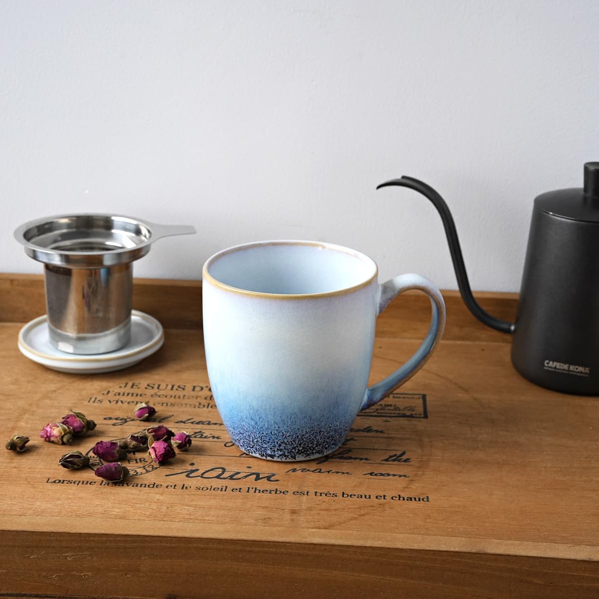 Bosmarlin Ceramic Tea Cup with Infuser and Lid, 16 Oz, Loose Leaf Tea Steeper Mug with Strainer, Microwave and Dishwasher Safe, Reactive Glaze (16 Oz, Pale Green)