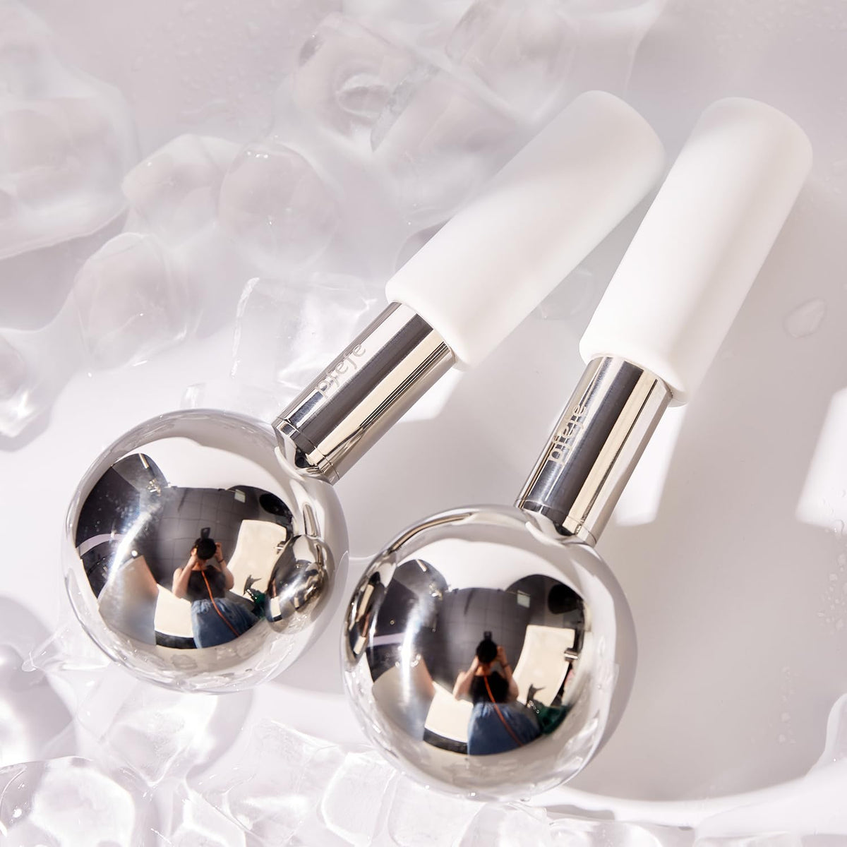 360 Rotating Ice Globes for Face Eyes, Facials Cold Roller for Puffy Eyes