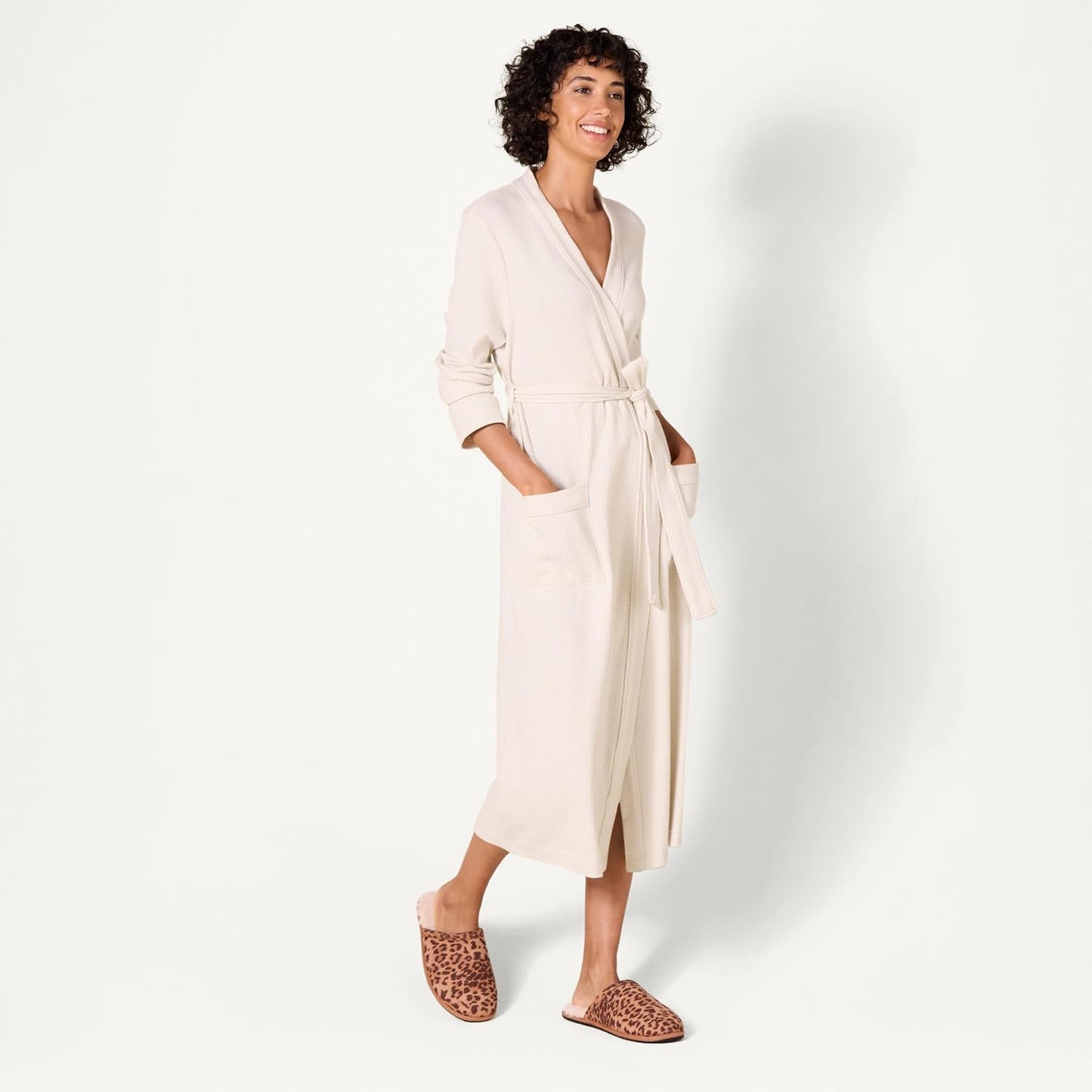 Amazon Essentials Women's Lightweight Waffle Full-Length Bath Robe (Available in Plus Size)