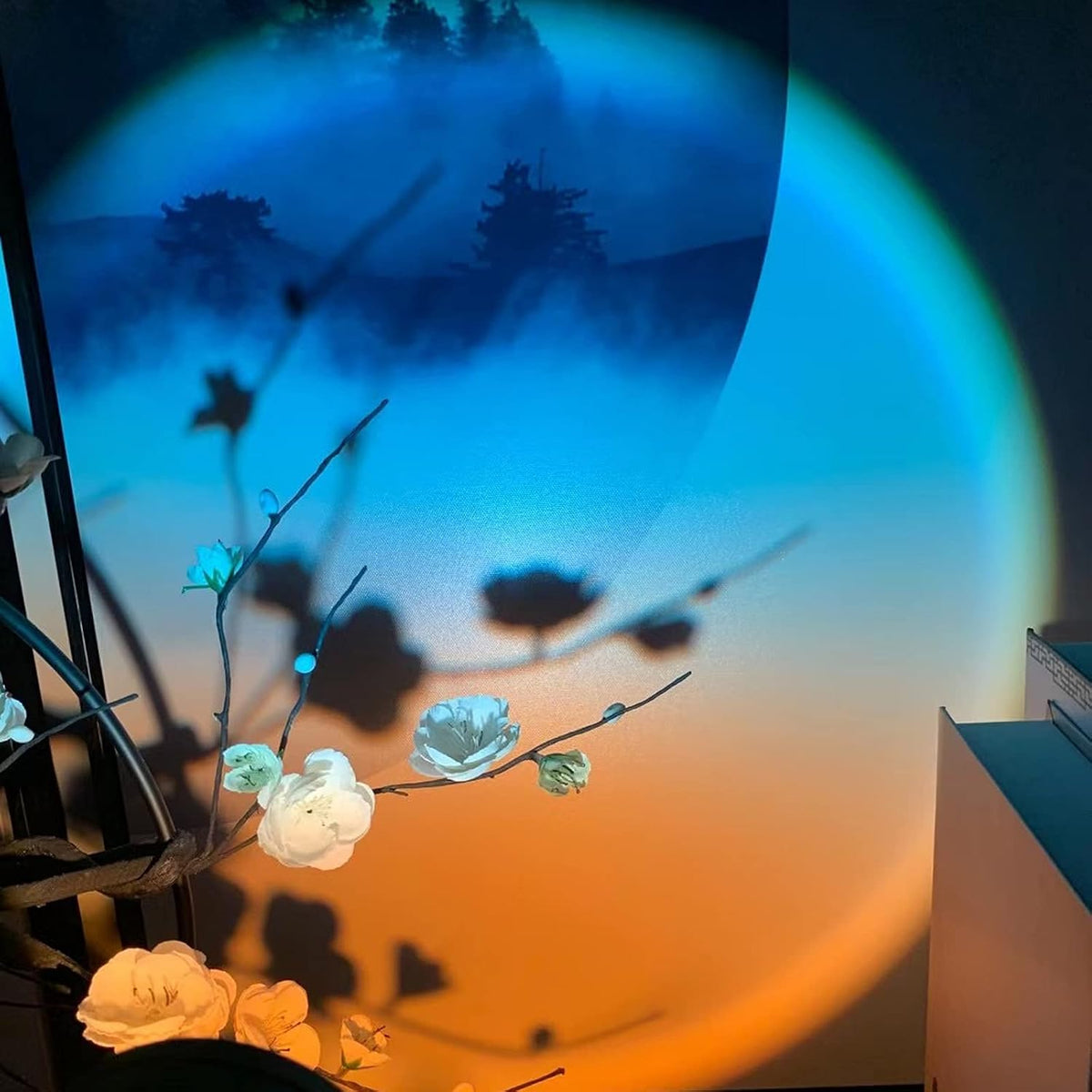 Balkwan Sunset Lamp Projection Rotation Rainbow Lamp Led Romantic Visual Led Light Network Red Light with USB Modern Floor Stand Night Light Living Room Bedroom Decor (Sunset Red)