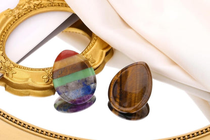 2PCS Worry Stone for Anxiety Tigers Eye Amethyst Healing Crystals Hand Thumb Stones Pocket Gemstones Meditation Accessories Oval Crystal Natural Relax Palm Stone Anxiety Relief Items Stocking Stuffers