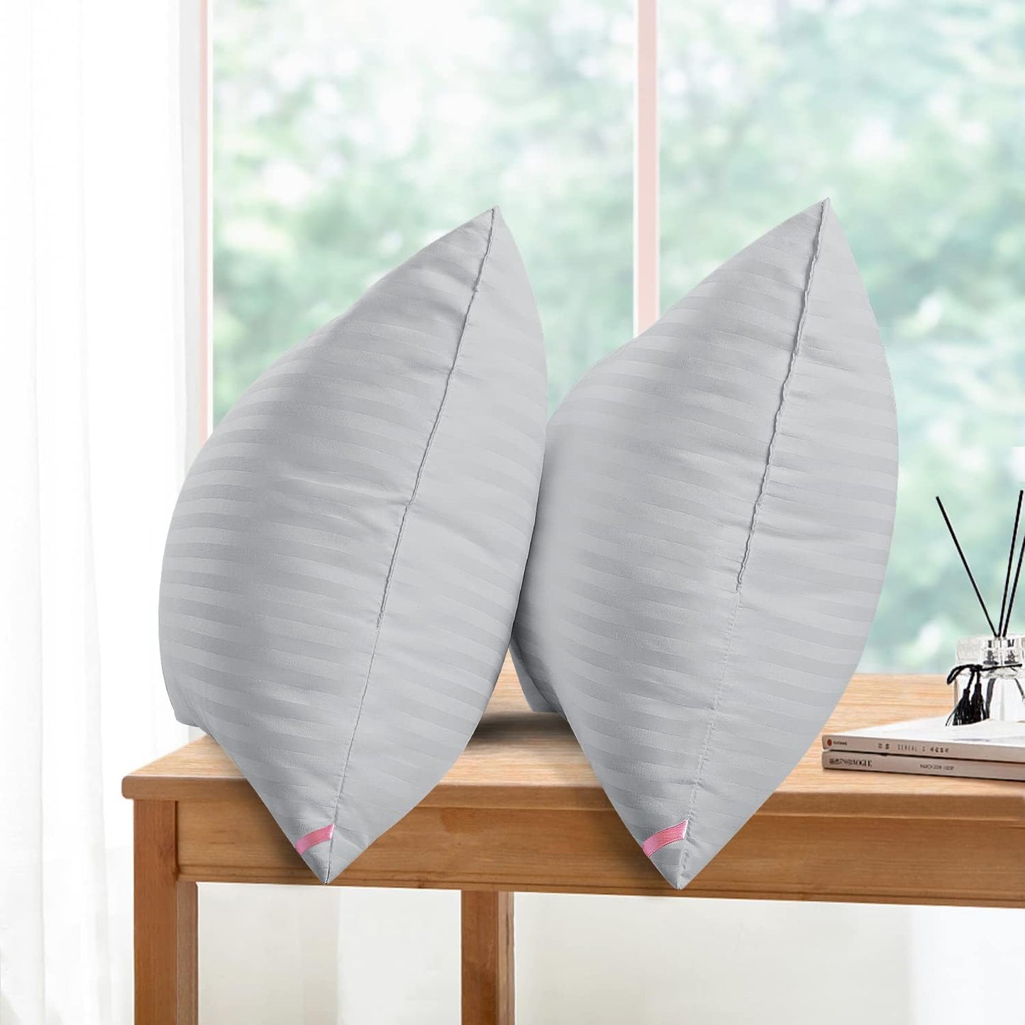 EIUE Hotel Collection Bed Pillows for Sleeping 2 Pack Queen Size，Pillows for Side and Back Sleepers,Super Soft Down Alternative Microfiber Filled Pillows,20 x 30 Inches