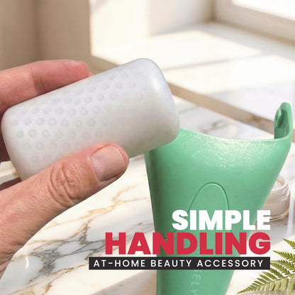 ROSELYNBOUTIQUE Gua Sha Facial Tools & Ice Roller for Face (Green) | Wrinkles Fine Lines Puffiness Massager Facial Self Care Gifts for Men Women