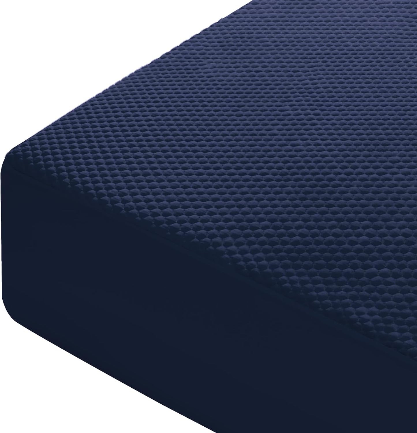OhGeni 100% Waterproof Mattress Protector,Queen Size Premium Bamboo Mattress Pad,Pet Hair & Bedwetting Resistant,Cooling Breathable Fitted Sheets,Washable Bed Cover,Non-Slip Deep Pocket for Bedroom