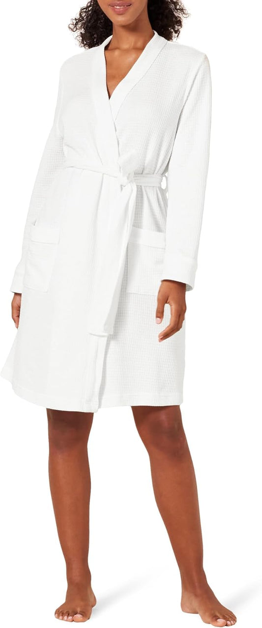 Amazon Essentials Women's Lightweight Cotton Waffle Mid-Length Bathrobe (Available in Plus Size)