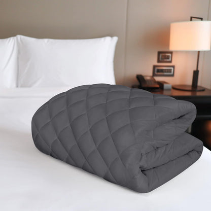 Quilted Fitted Mattress Pad, Queen Mattress Protector Topper with Deep Pocket Stretches up to 16 Inches, Machine Washable Mattress Cover by Utopia Bedding (White)