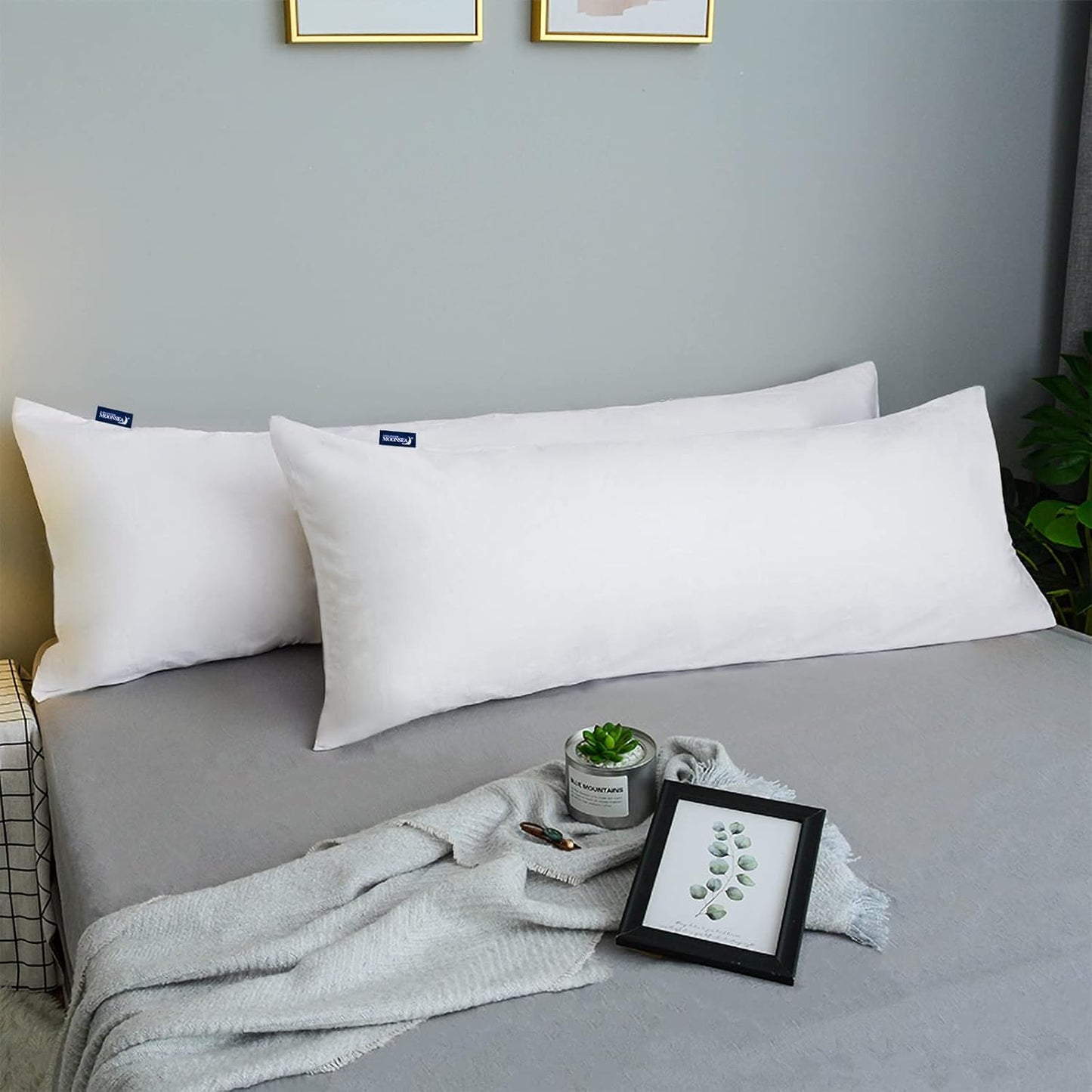 Waterproof Pillow Case Protector with Zipper 4 Pack Standard Size 20 x 26 inch White Pillow Protectors Feather Proof Pillow Covers Encasement Pillow Case