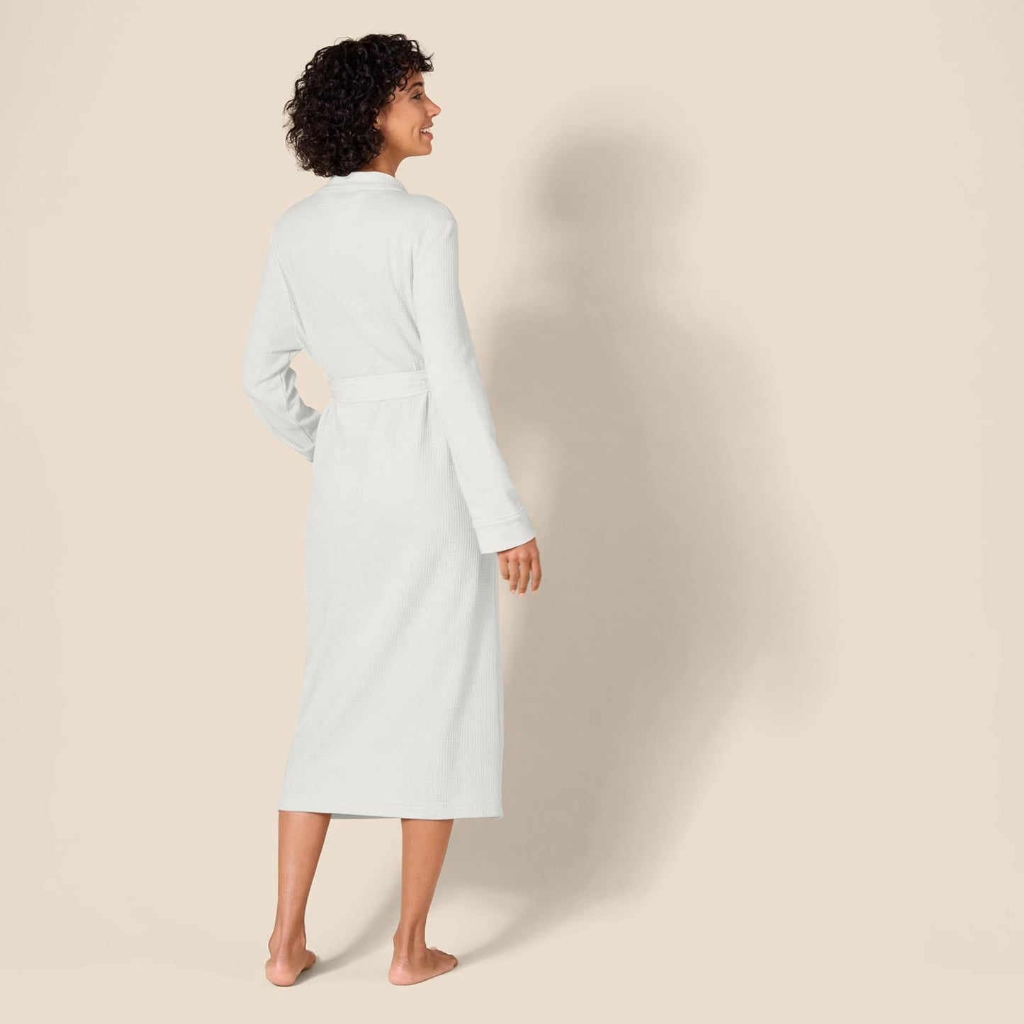 Amazon Essentials Women's Lightweight Waffle Full-Length Bath Robe (Available in Plus Size)