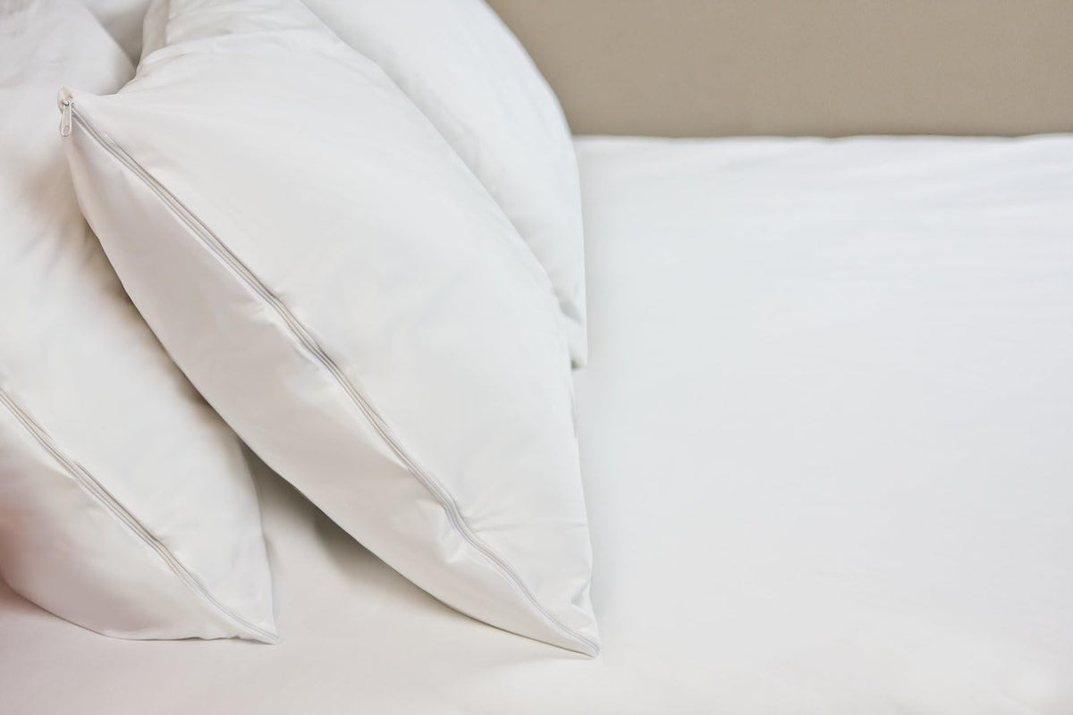 HOSPITOLOGY PRODUCTS Pillow Encasement- Zippered Bed Bug Dust Mite Proof Hypoallergenic - Sleep Defense System - Standard - Waterproof - Set of 2 - 20" H x 26" W