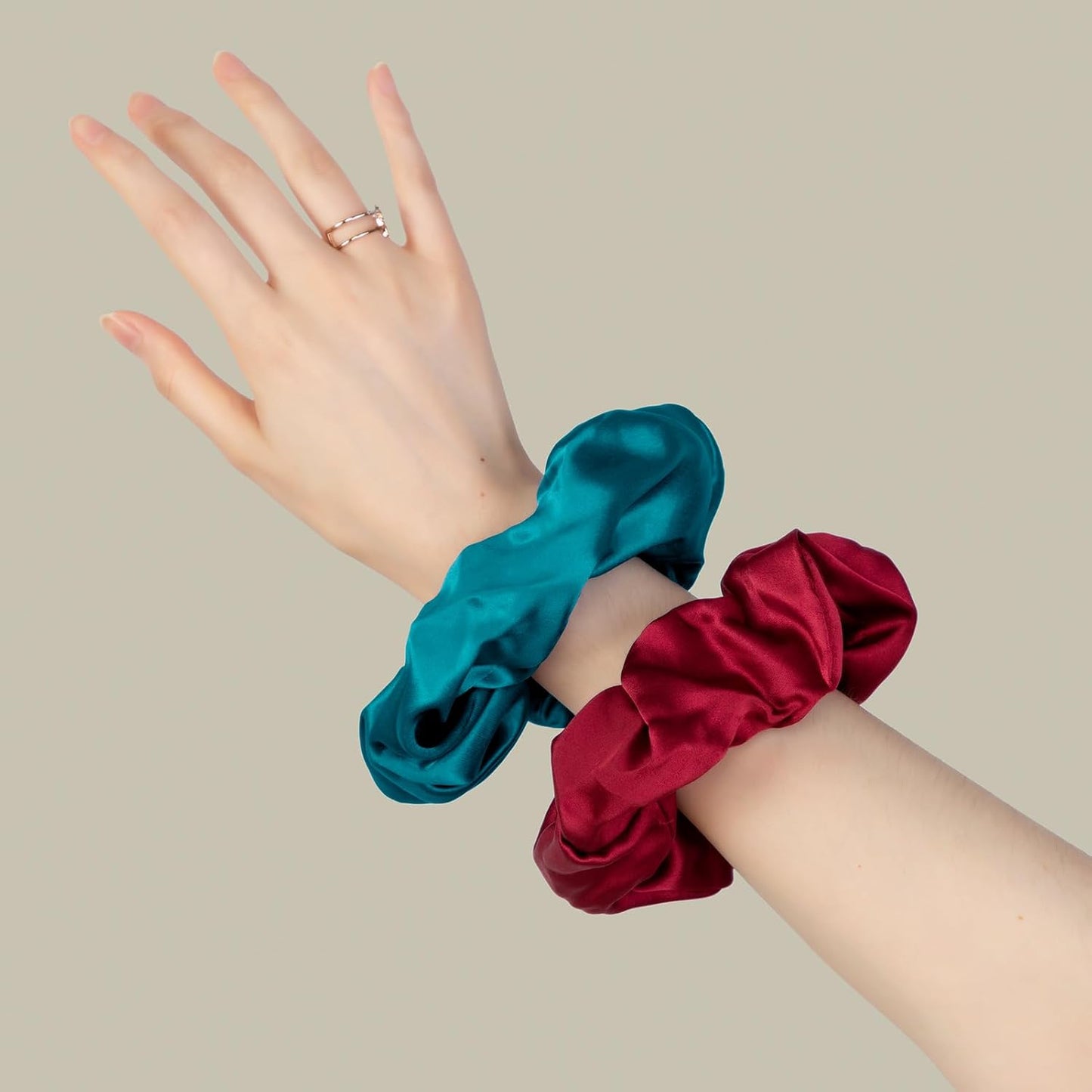 LILYSILK Silk Hair Scrunchies / Ties for Frizz & Breakage Prevention, 100% Mulberry, No Damage, Elastic ponytail Holders, 1Pc, Coffee - Colors B