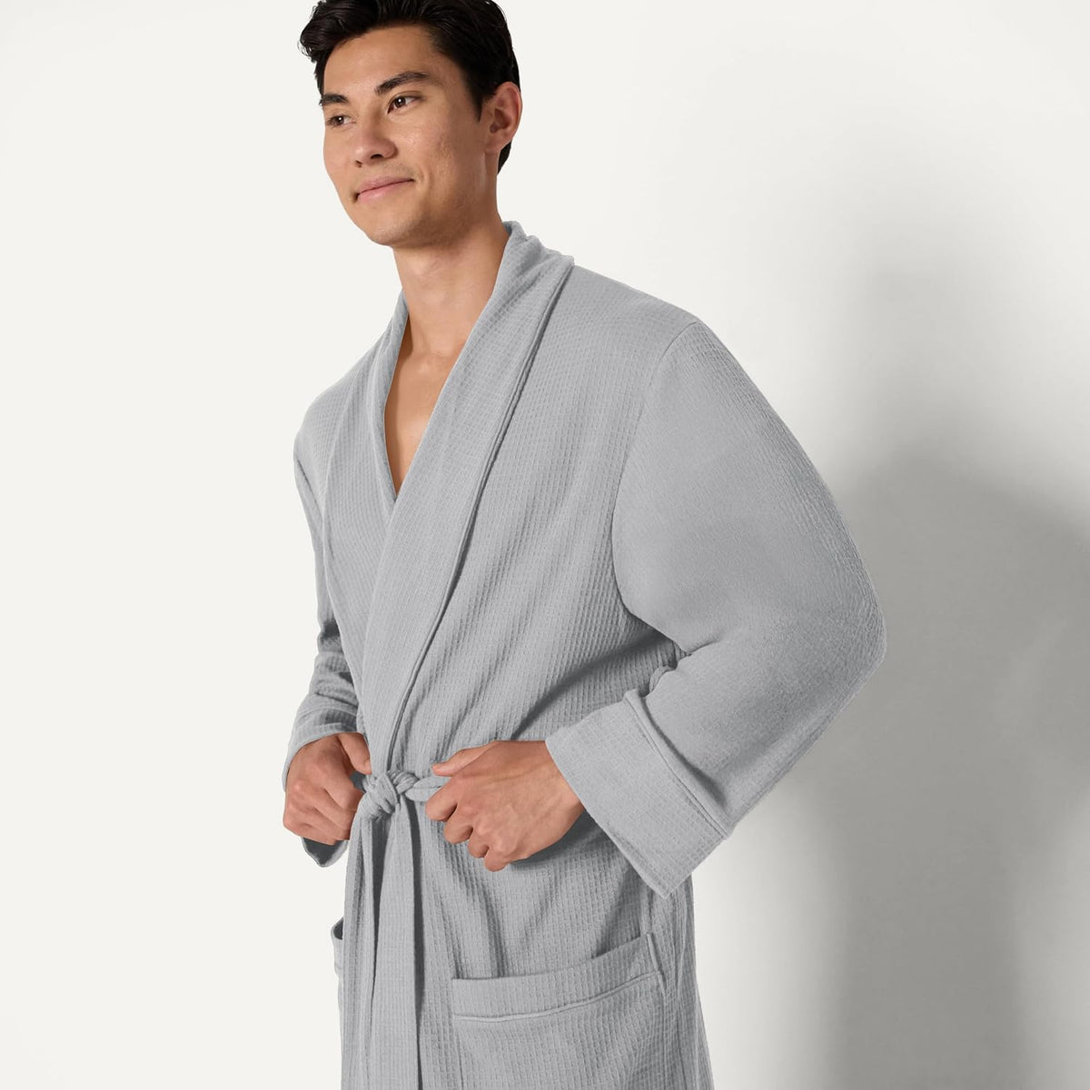 Amazon Essentials Men's Lightweight Cotton Waffle Bath Robe, Mid-Length Loungewear (Available in Big & Tall)