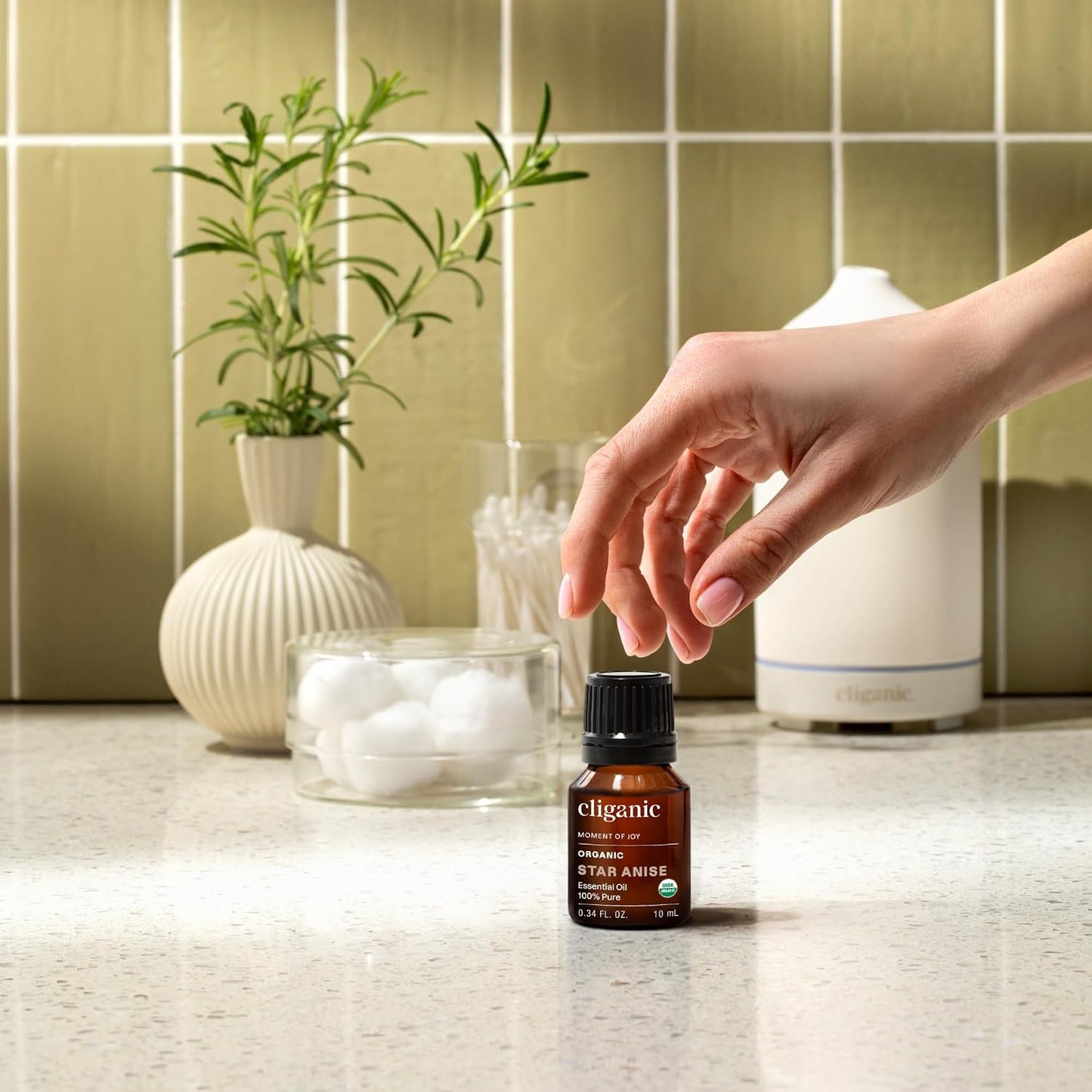 Cliganic Organic Lavender Essential Oil - 100% Pure Natural Undiluted, for Aromatherapy Diffuser | Non-GMO Verified - Colors A