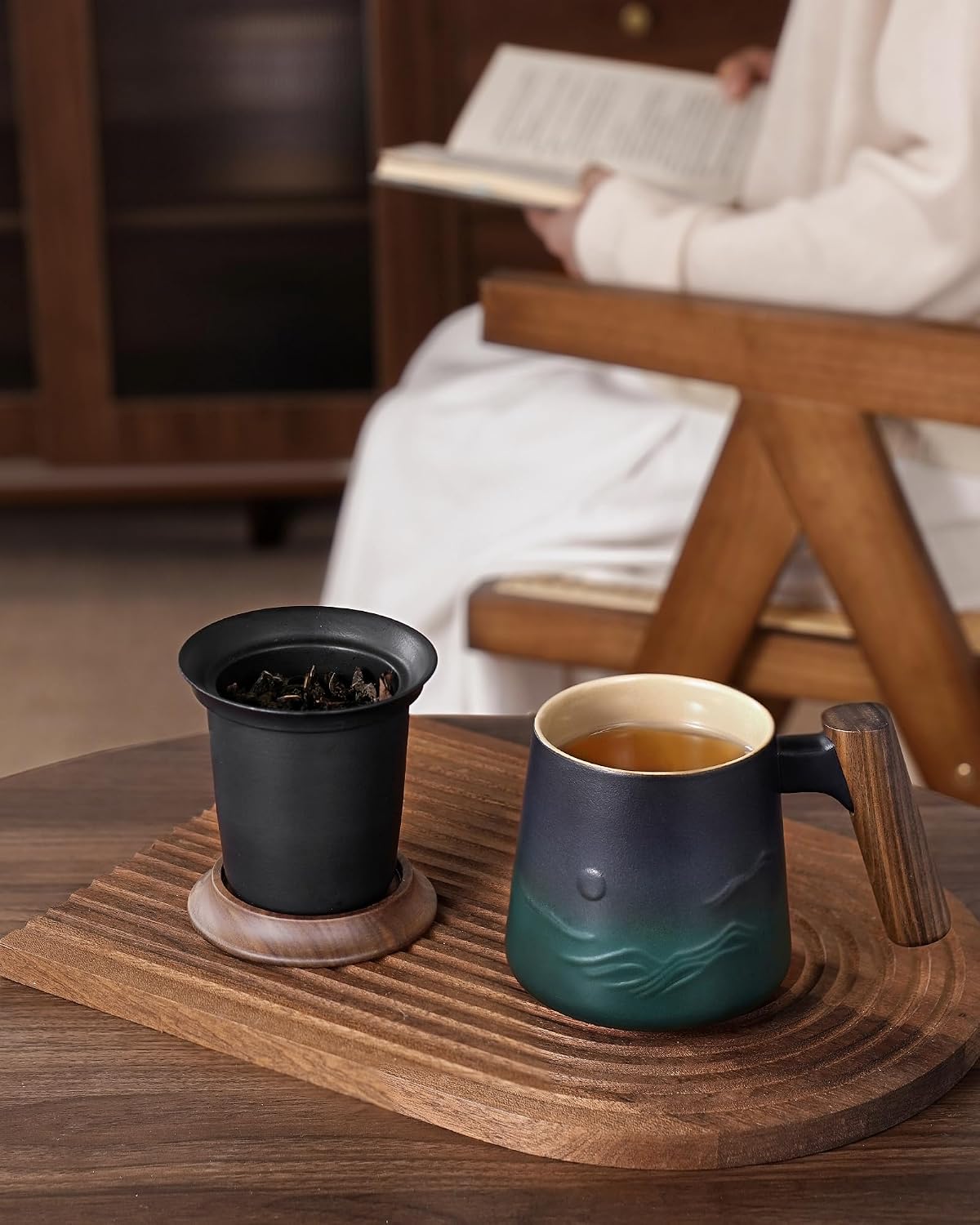 ZENS Embossed Ceramic Tea Mug with Infuser and Lid, 14.5 oz Wooden Handle, Loose Leaf Tea Steeper Cup & Strainer for Tea Lovers Gifts