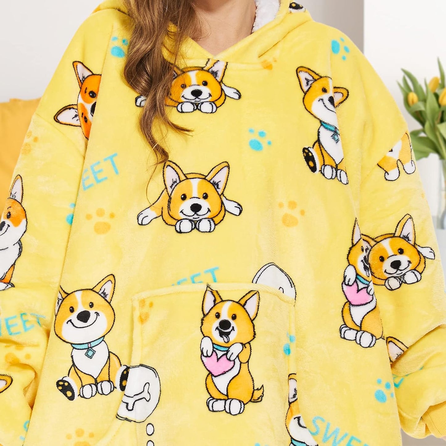THREE POODLE Wearable Blanket Hoodie for Women, Oversized Sherpa Sweatshirt Blanket for Adults Men, Cozy Hooded Blankets, Gifts for Teen Girls Women Mom Sister