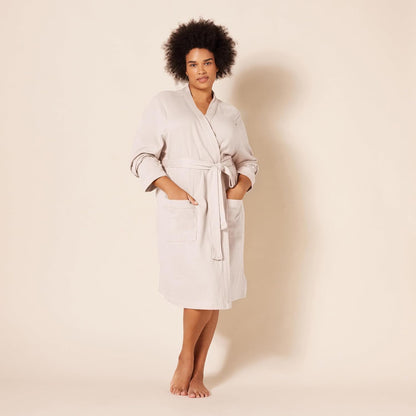 Amazon Essentials Women's Lightweight Cotton Blend Waffle Mid-Length Bathrobe, Breathable Loungewear (Available in Plus Size)