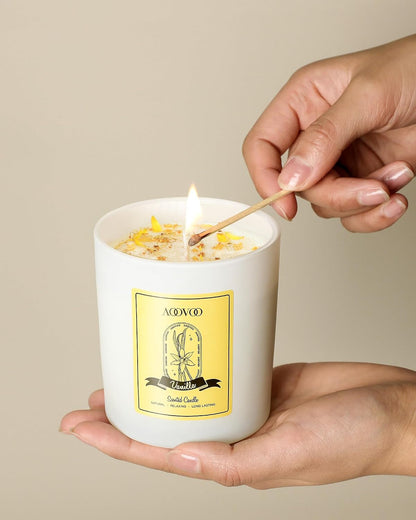 AOOVOO Lavender Scented Candles for Women - Aromatherapy Candle with Crystals Inside, 10oz Soy Candles for Home Scented, Birthday Gifts Mothers Day Candle for Women Mom