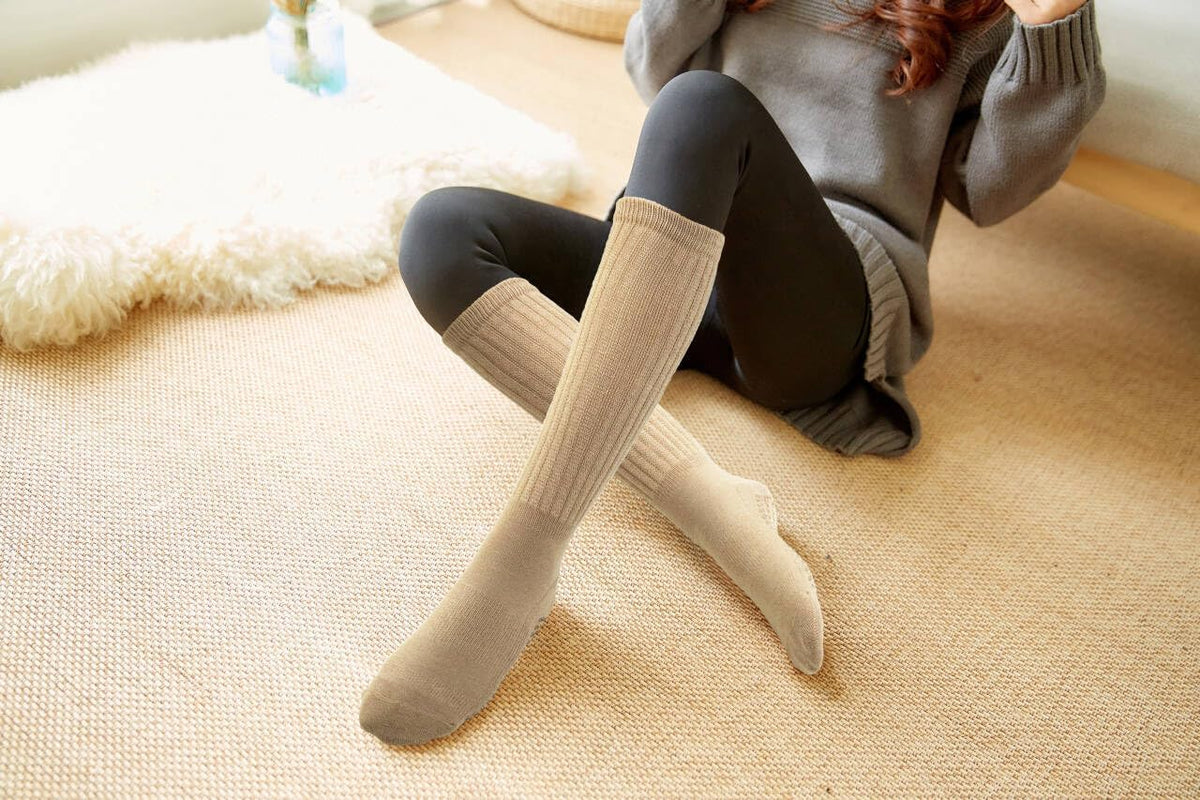 BomKinta Pilates Socks with Grips for Women Yoga Grippy Slouch Scrunch Sock