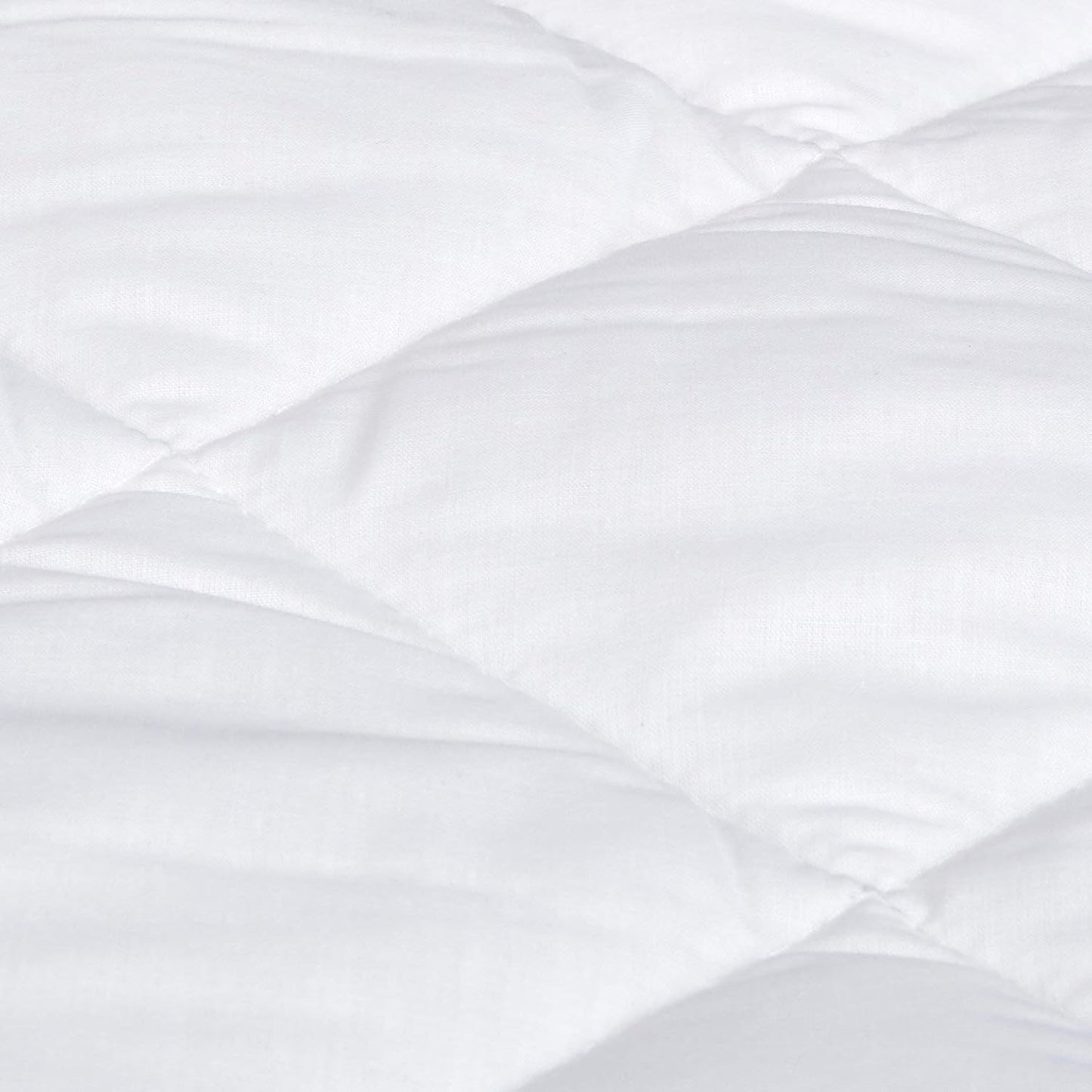 Amazon Basics Hypoallergenic Quilted Breathable Mattress Topper Pad with Protection, 18 Inches Deep, King Size, White