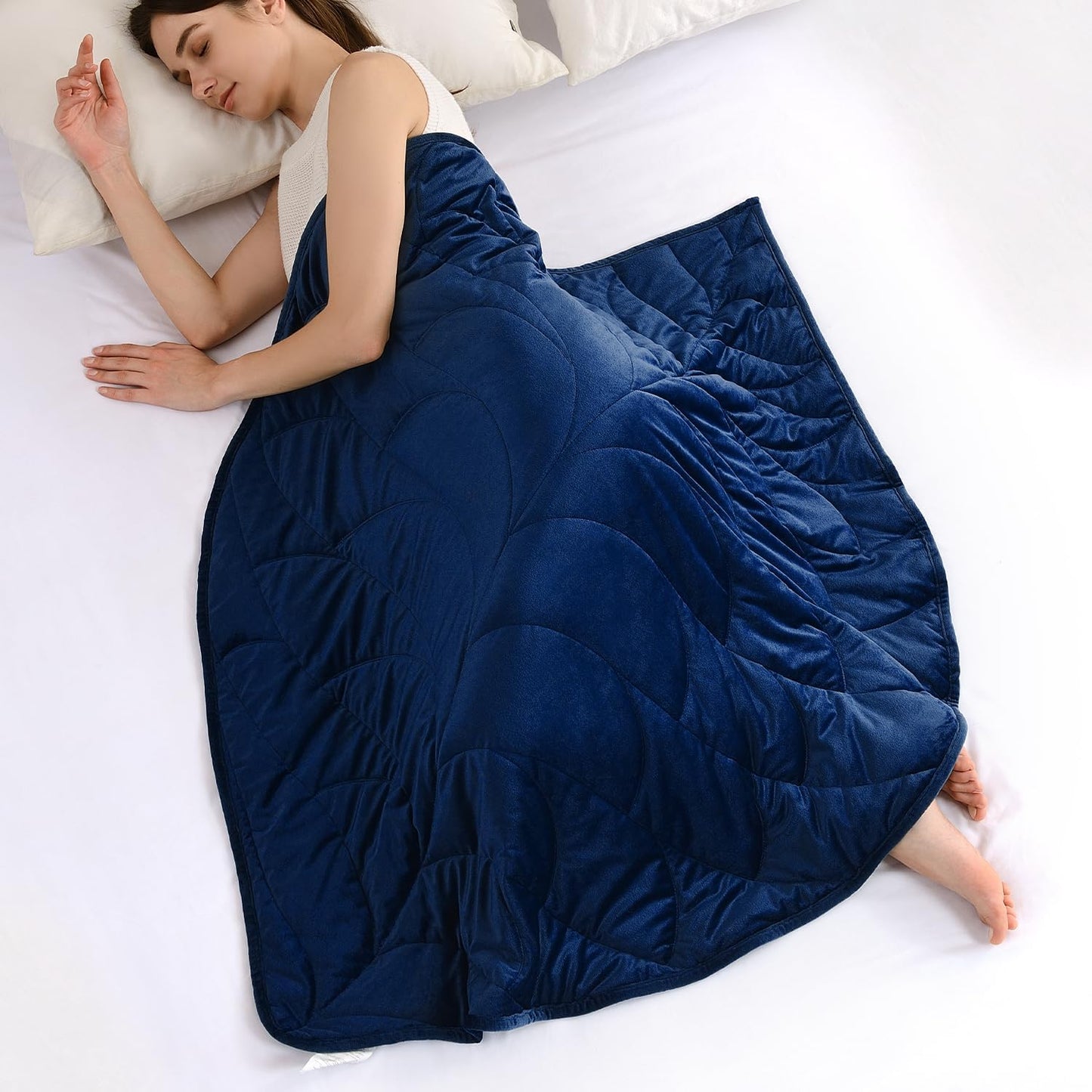 Kaisa Weighted Lap Blanket 7 lbs 41" x 53", Cozy Luxury Crystal Velvet Small Weighted Blanket for Adults, Portable Travel Weighted Blanket for Relaxation, All-Season Blanket, Machine Washable, Green