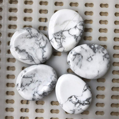 Fekuar Natural Moonstone Crystal Thumb Worry Stone, Hand Carved Healing Crystal Teardrop Pocket Worry Stones for Anxiety Stress Relief Meditation