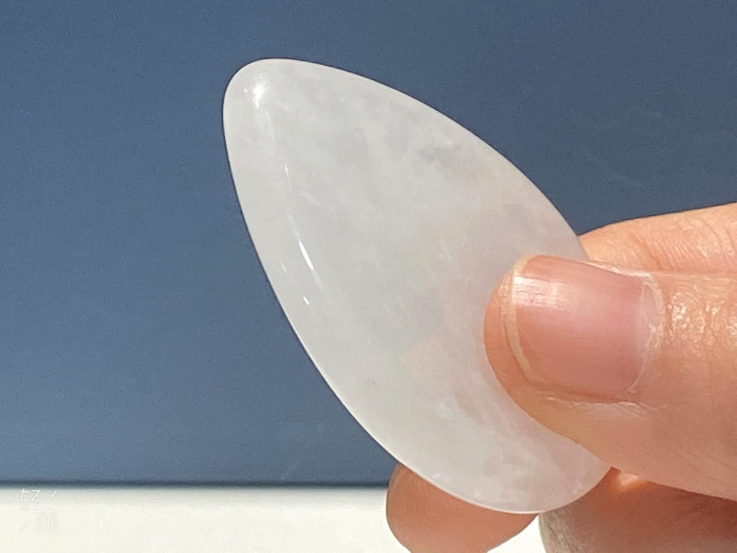 YATOJUZI Thumb Worry Stones for Anxiety Stress Relief Items Healing Crystals Natural Amethyst Rose Quartz Crystal Palm Pocket Stone Gemstones Meditation Reiki Spiritual Gifts for Women Men 2PCS
