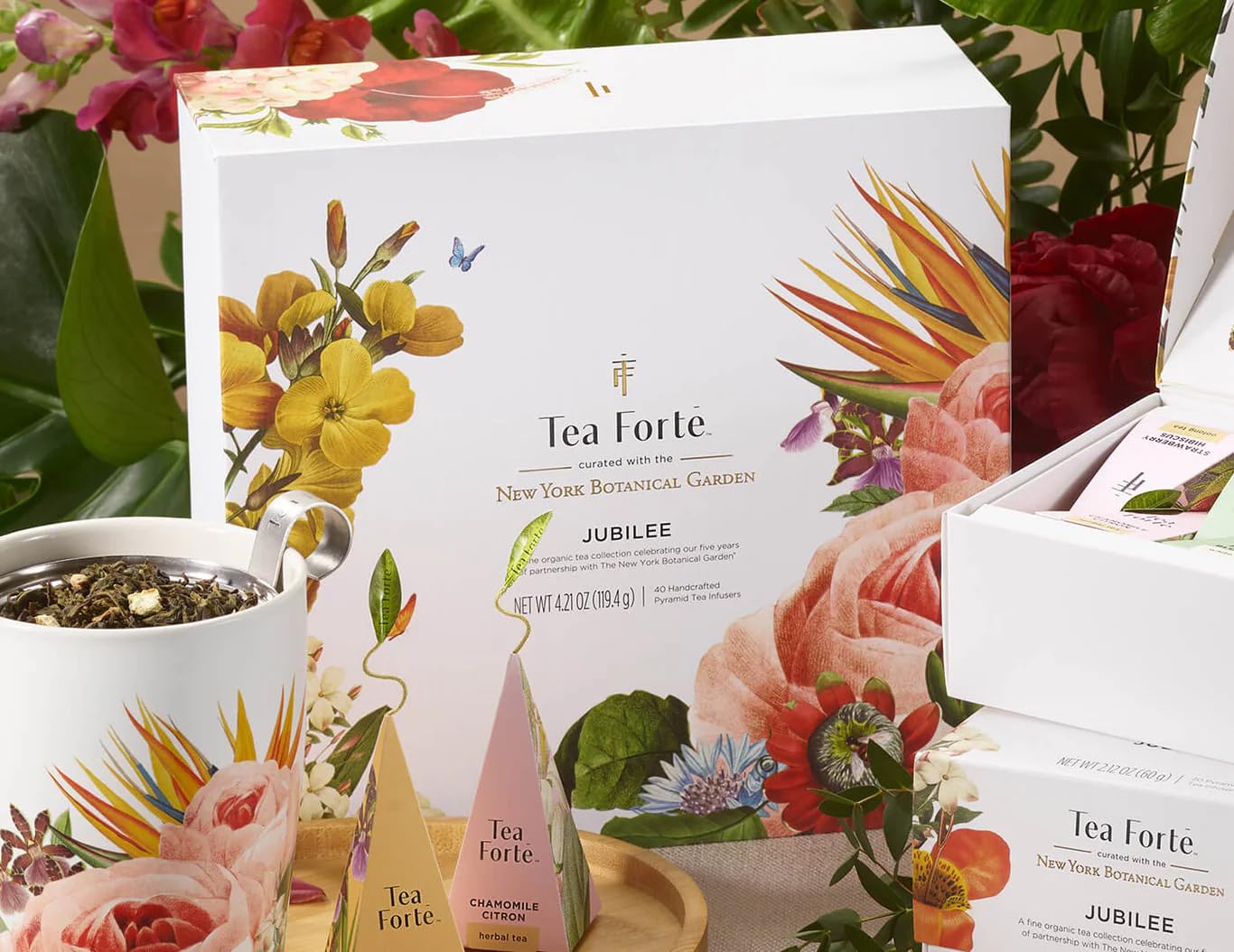 Tea Forte Premium Tea Chest Presentation Box Gift Set Sampler, 40 Count Individually Wrapped Handcrafted Pyramid Tea Infuser Bags, Jubilee