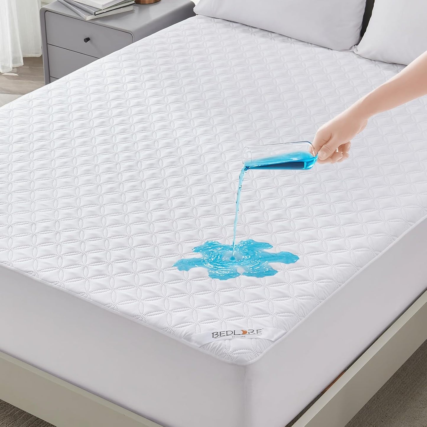 BEDLORE Waterproof Mattress Protector, Noiseless King Size Mattress Pad with Deep Pocket Fitted Up to 6-18 inches, Soft Breathable Dirt-Proof Bed Mattress Cover Washable for Bedroom, Hotel (Gray)