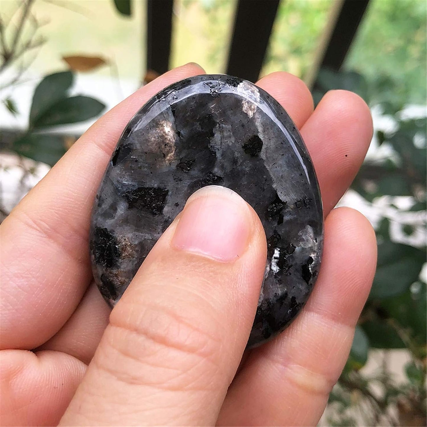 Fekuar Natural Moonstone Crystal Thumb Worry Stone, Hand Carved Healing Crystal Teardrop Pocket Worry Stones for Anxiety Stress Relief Meditation