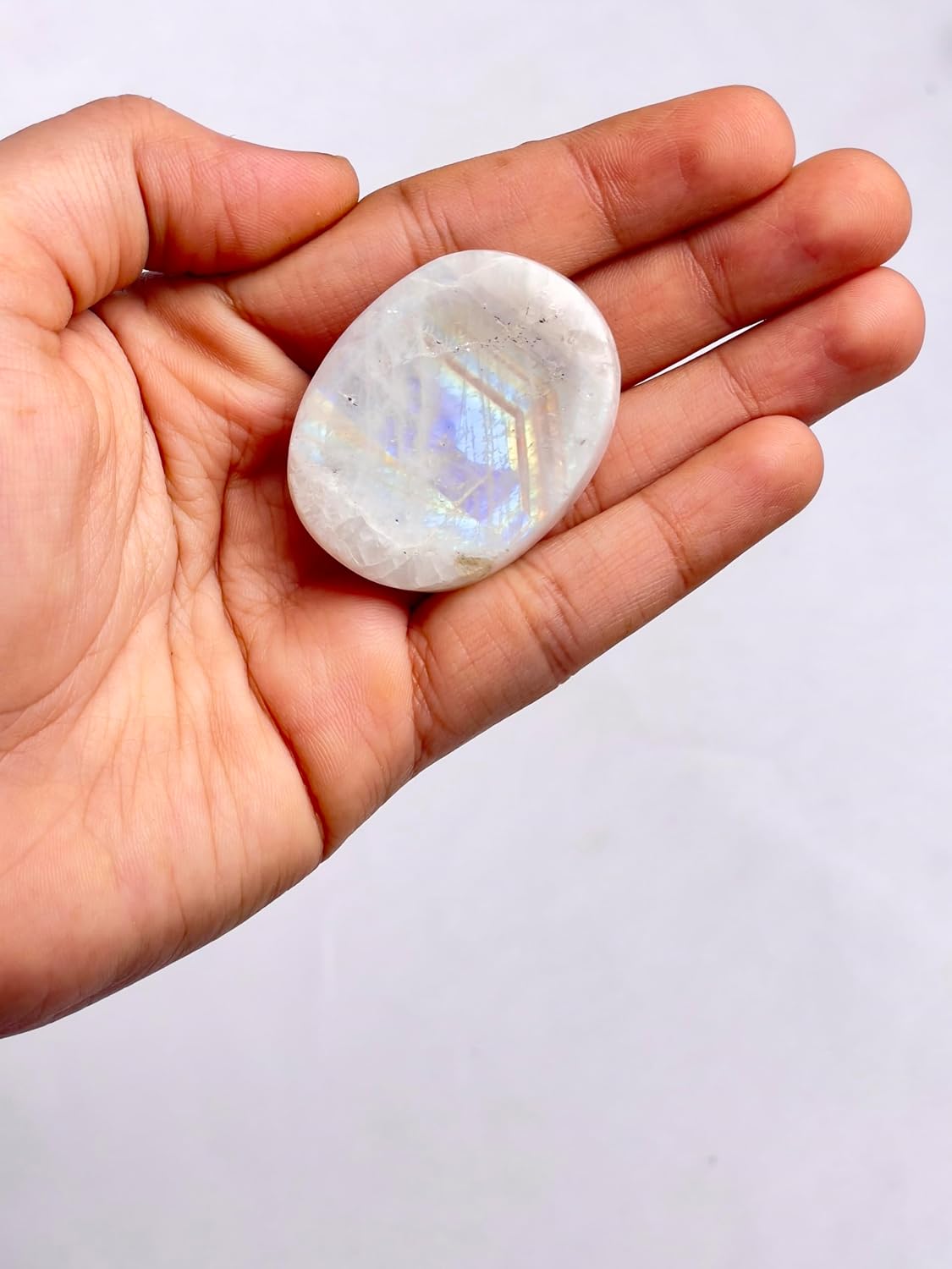 Natural Polished Thumb Palm Crystal for Meditation, Labradorite Worry Stone for Stress Relief, Anxiety Support & Pocket Reiki Healing