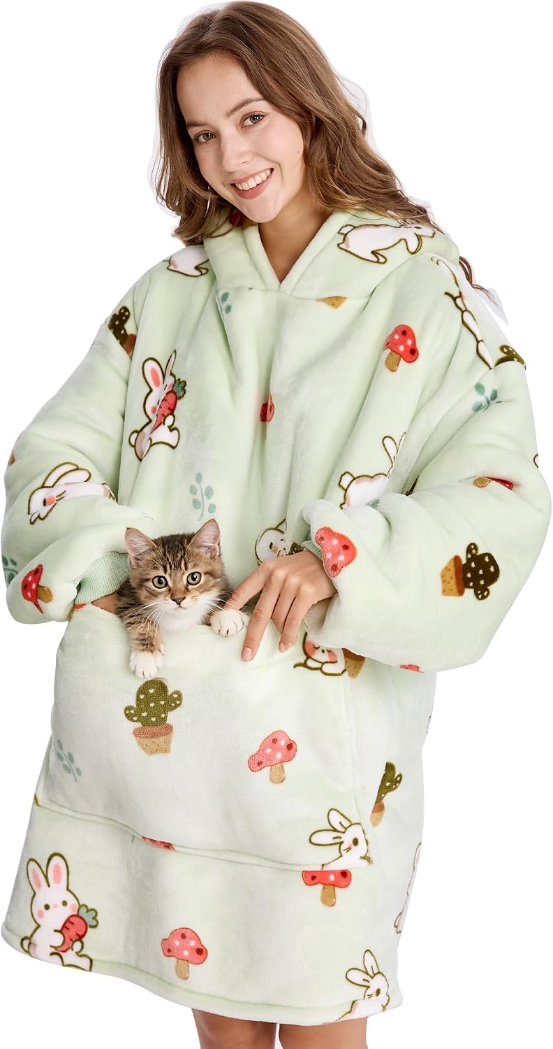 Aemilas Wearable Blanket Hoodie - Warm Sherpa Blanket Sweatshirt as Gifts for Adult Women Mom Men, One Size Fits All